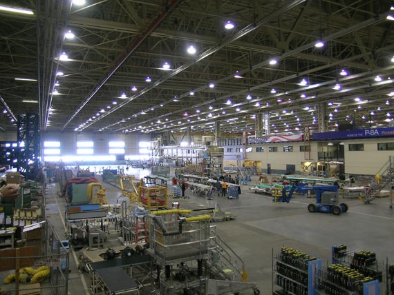 工业AI很“忙”：下车间、进产线